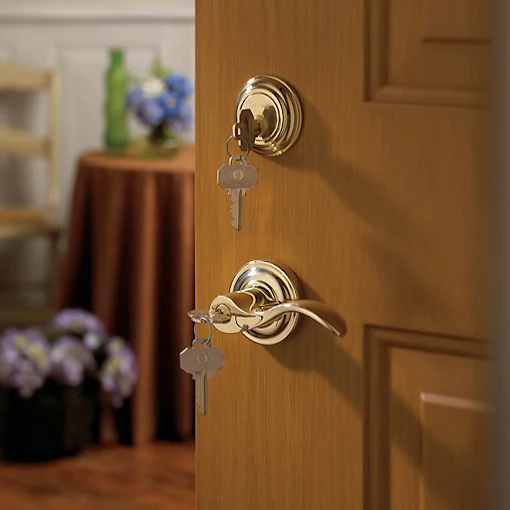 lock-img